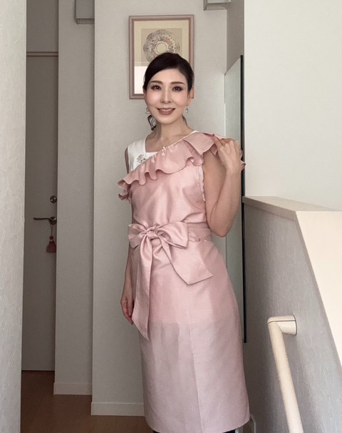 プリンセススタイル　エプロン 品格ある大人かわいい洗練されたエプロンなら、エプロンShop